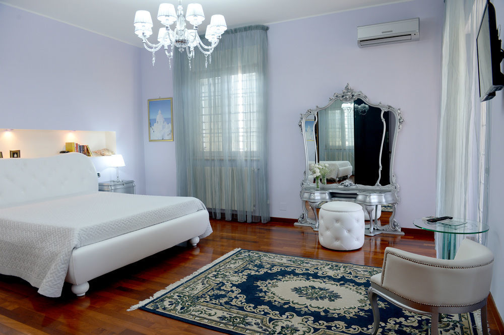 Bed and Breakfast Il Giardino Delle Jacaranda Talsano Exterior foto